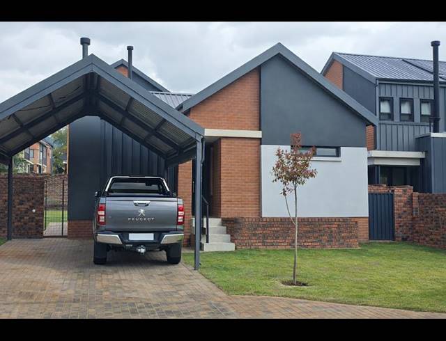 3 BEDROOM FREEHOLD FOR SALE IN ZANDSPRUIT